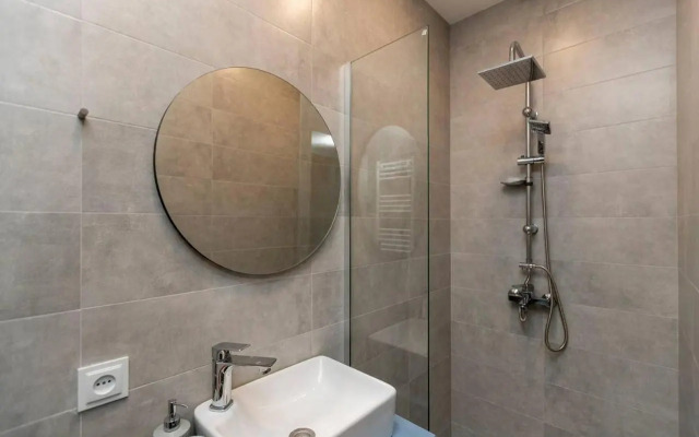 2br Stylish Apt in the Heart of Tbilisi