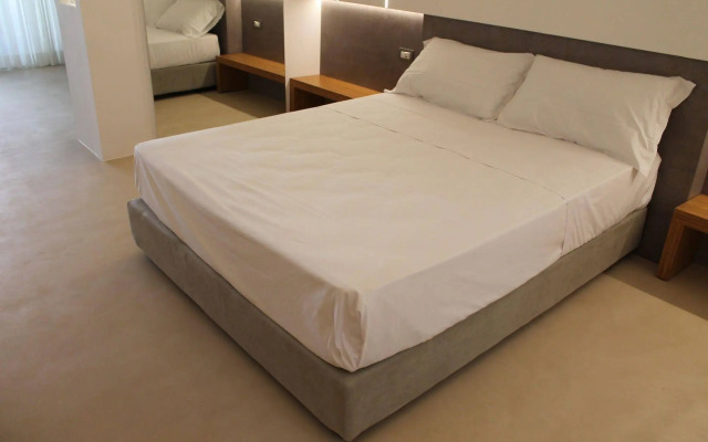 Seven Suite