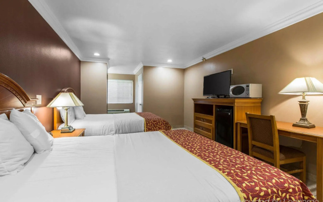 Rodeway Inn Cypress - Buena Park