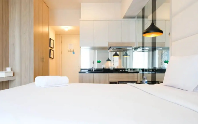 Cozy Livng Studio Connected With Mall At Supermall Mansion Apartment