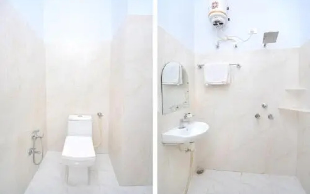 RK Family Hotel & Restaurant by OYO Rooms