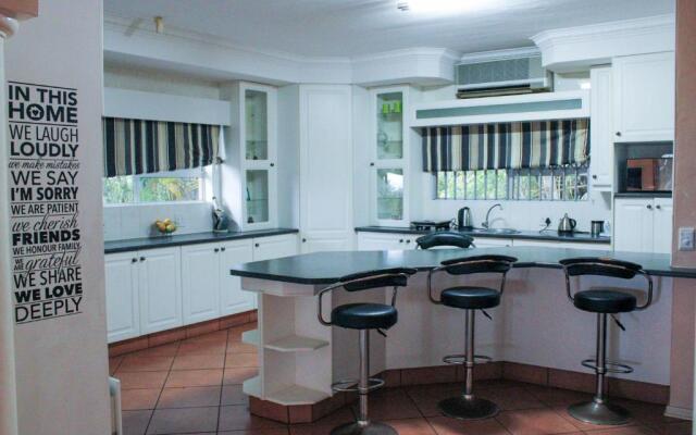 Seaview Executive Guest House