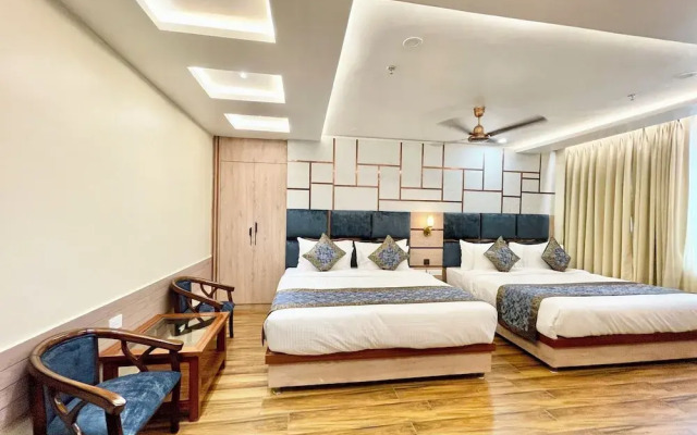 Hotel Mantavya - Varanasi near Temple