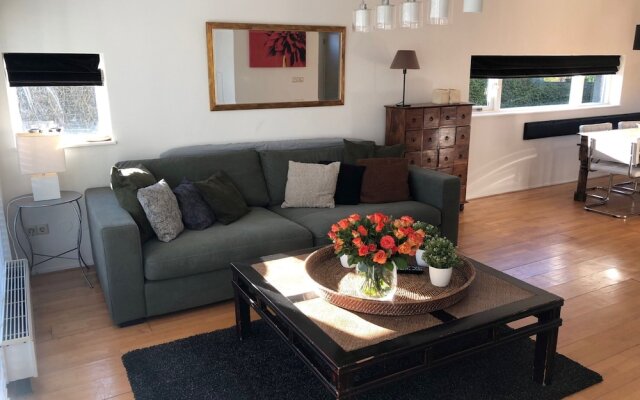 Vink Water View Apartment