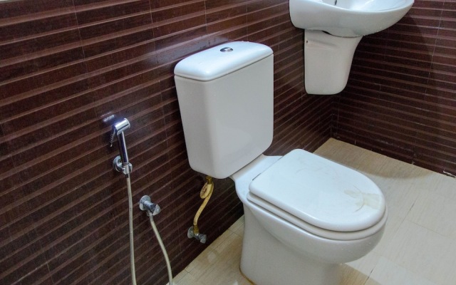 OYO 5805 Uthradam Towers