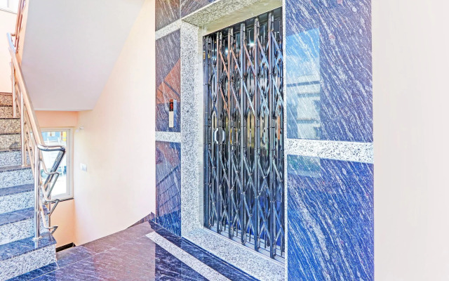 Hotel O N Grand Residency