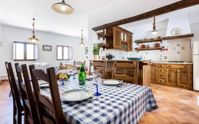 Sagres Chimneys House