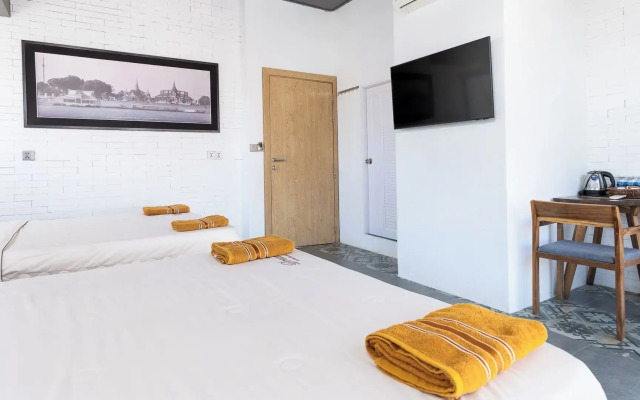 SKY HOTEL Central Phnom Penh - Rooms & Apartments