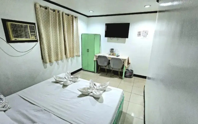 The DYNASTY COURT Hotel