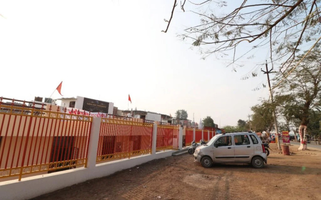 Sangam Darshan By OYO Rooms