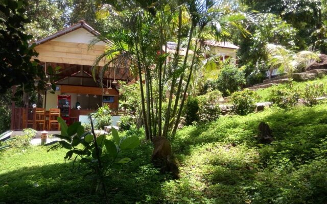 Eco Hill Bungalow