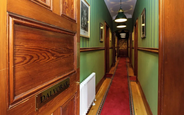 Dalvorar - Mar Lodge Estate