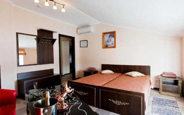 Dergachov Guest House