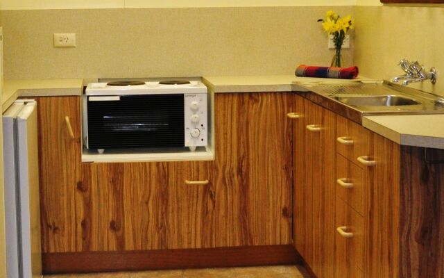 Sharonlee Strahan Villas