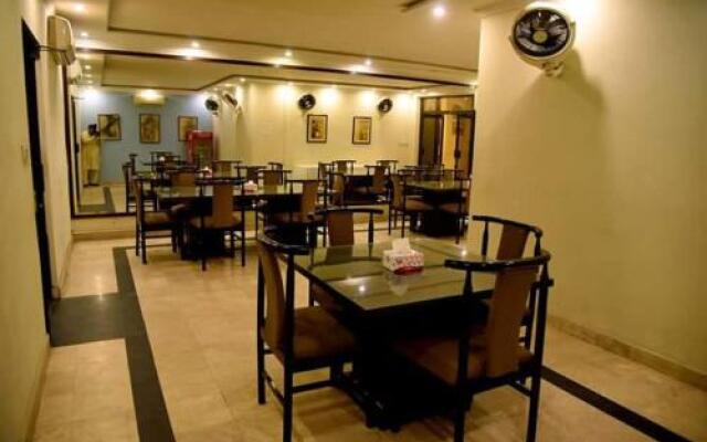 Herfa Inn Lahore