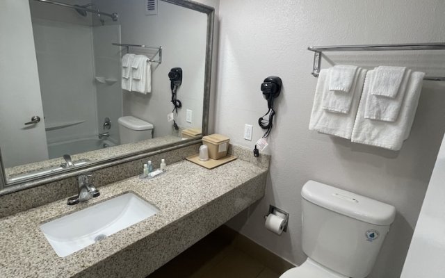 Quality Inn Fort Worth - Downtown East