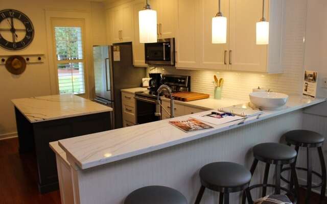 1277 Laurel Grove - 3 Br Home