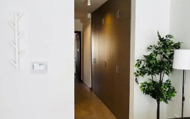 Sliema, Stylish 2 Bedroom Apartment with Parking