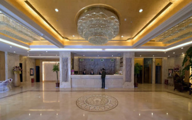 Vienna International Hotel (Zhumadian Huayuan Xuefu) – Lobby – Zhumadian