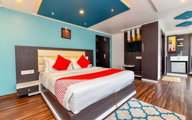 Oyo 24725 Houseboat Royal River 4bhk