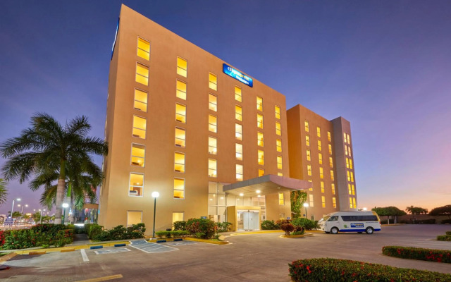 City Express by Marriott Manzanillo