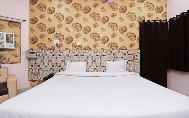 SPOT ON 43444 Hotel Alok Residency