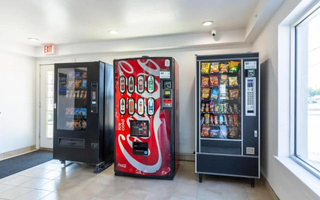Americas Best Value Inn & Suites - College Station/Bryan