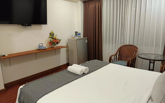 Longzhu Guesthouse