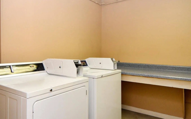 Motel 6 Luling, LA