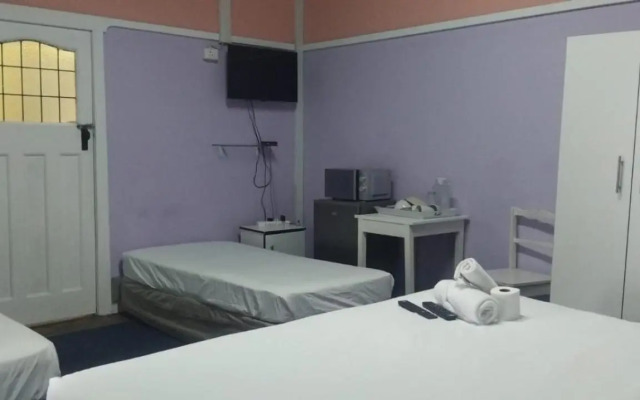 Lisokhanya GuestHouse