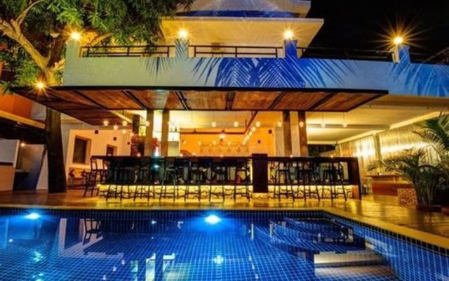 Base Villa Phnom Penh