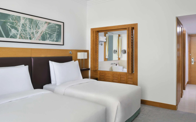 Mövenpick Hotel Jumeirah Beach - Image 5
