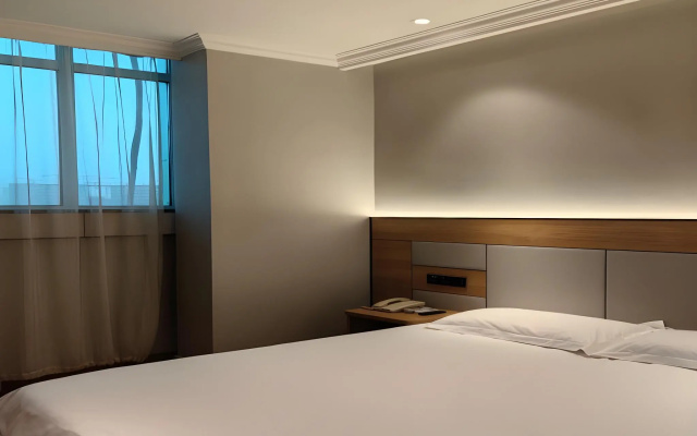 GreenTree Inn Shanghai Hongqiao Hub Convention Center Jinghua Road Shell Hotel – Guest Rooms – Shanghai