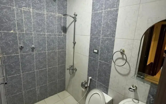 Al Thanaa Al Raqi Serviced Apartments