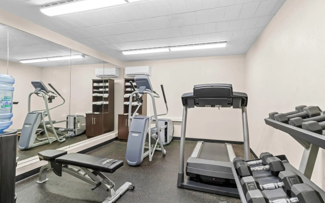 Clarion Inn Cranberry Township