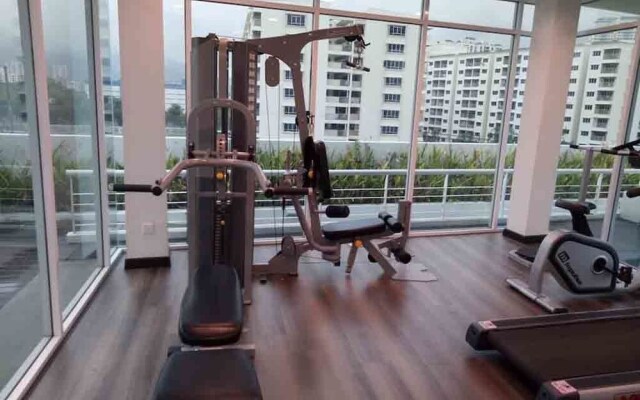 Seafront Duplex Suite at Georgetown