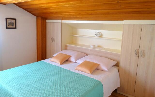 Horvat - B2(4) in Crikvenica