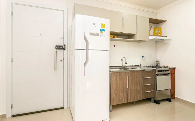 Modern ap W/pool one Block From the Beach Rmi201