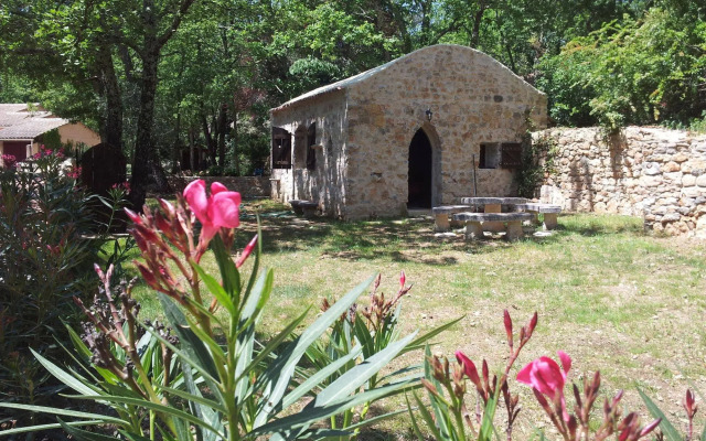 Le Donjon des Combes