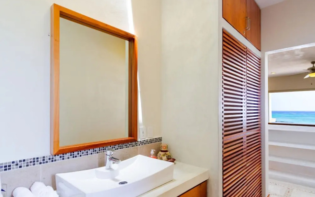 Ocean Front Private 3 Bedroom Villa in Akumal