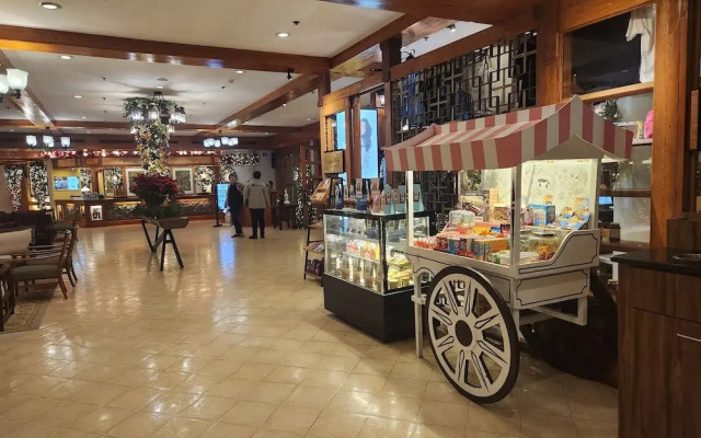 Camp john hay forest lodge