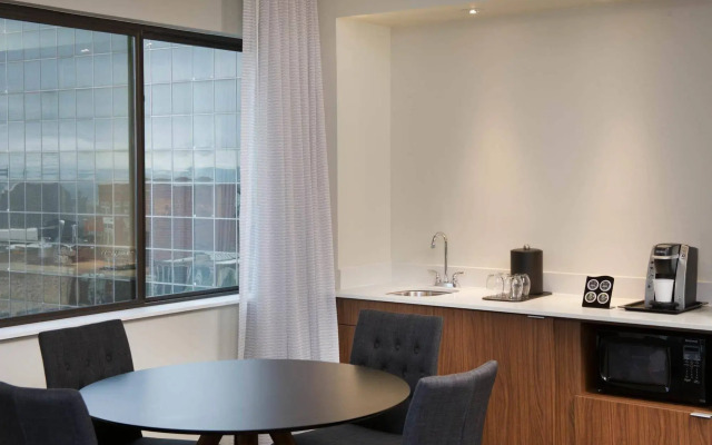 Courtyard by Marriott Seattle Everett Downtown