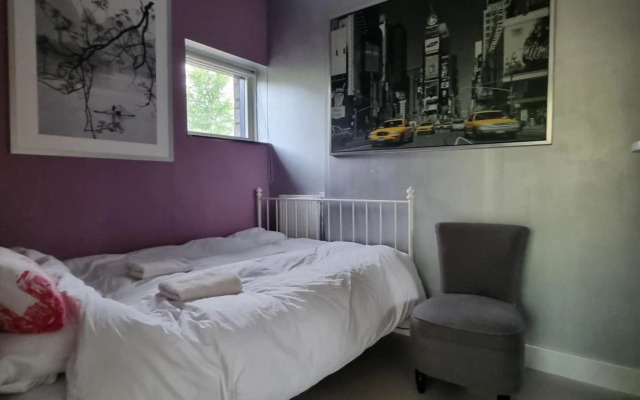 Lovely 1 bedroom with garden bnb