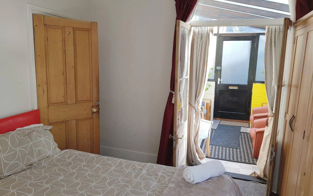 Stay Norwich Riverside