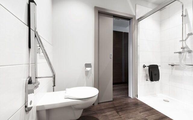 NUHR Medical - Hotel & Restaurant