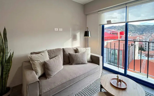 w Gorgeous 2BR w Perfect Balcony in Cusco