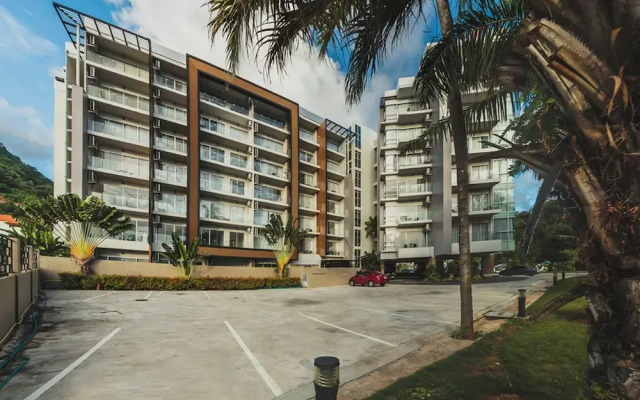 Studio in Chic Condo in Karon A510