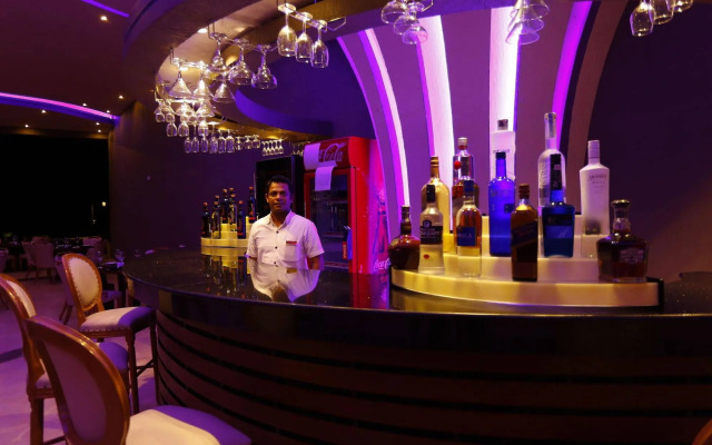 Avenra Gangaara Hotel