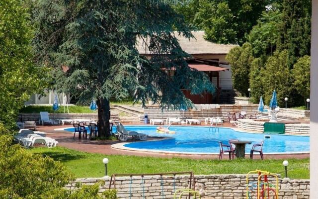 Bisser Hotel
