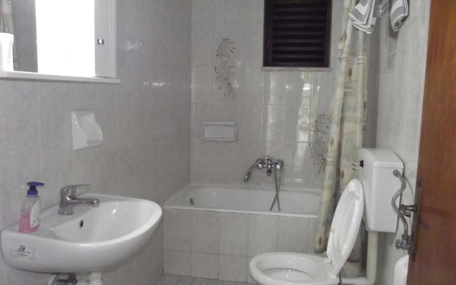 Christina Studios & Apartments